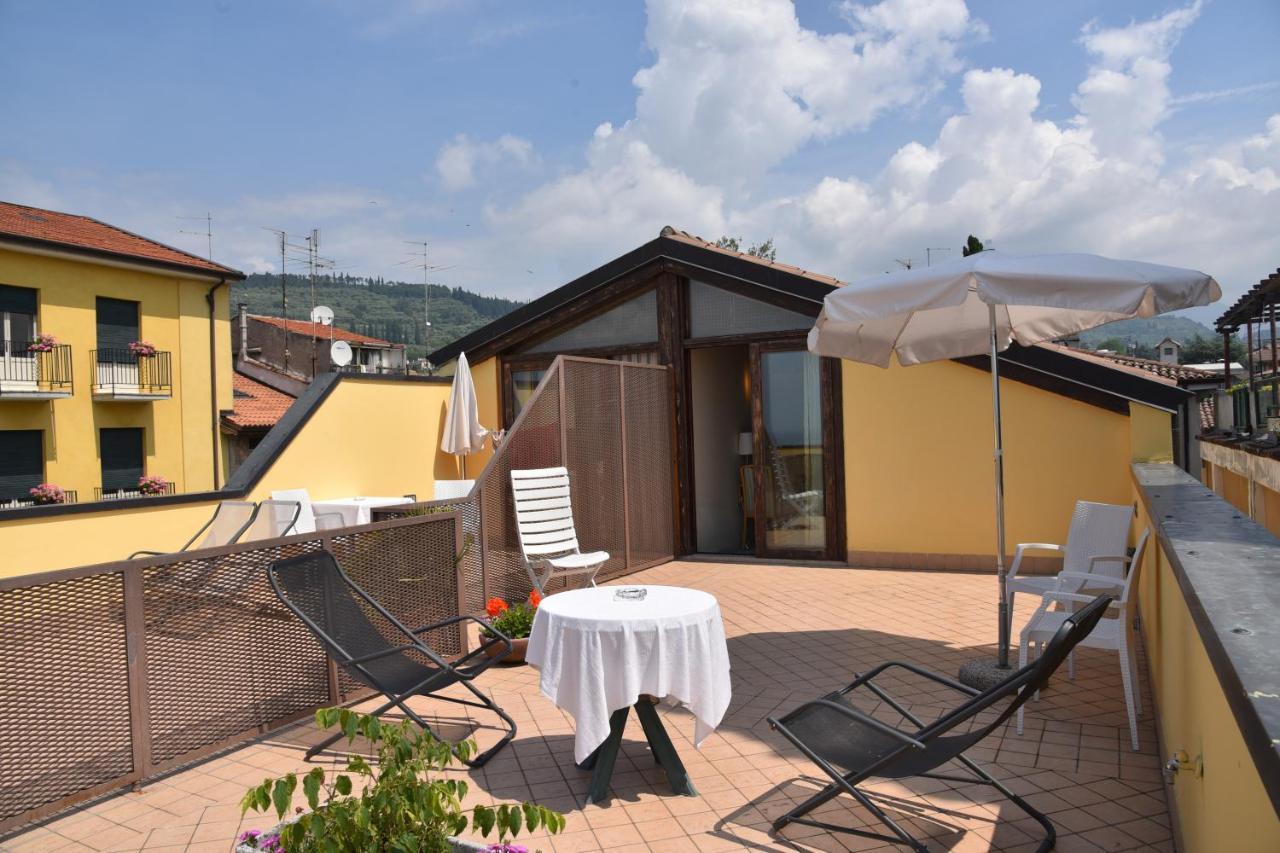 Hotel Ristorante Miralago Garda (Verona) Exterior foto