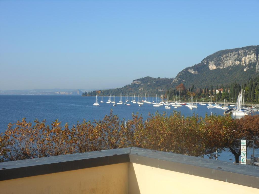 Hotel Ristorante Miralago Garda (Verona) Exterior foto