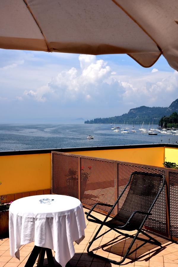 Hotel Ristorante Miralago Garda (Verona) Exterior foto